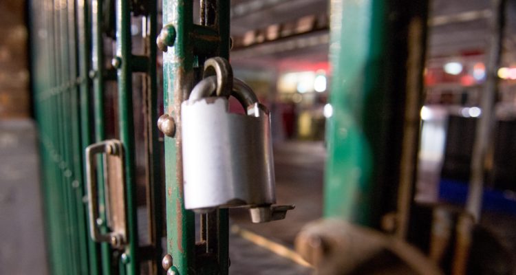 Allo le Monde,900 millions de personnes sont confinées