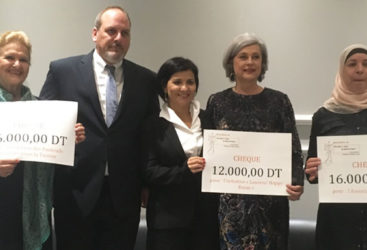 Remise des parts du profit de la soirée caritative du Gala de L’Espoir à Tunis