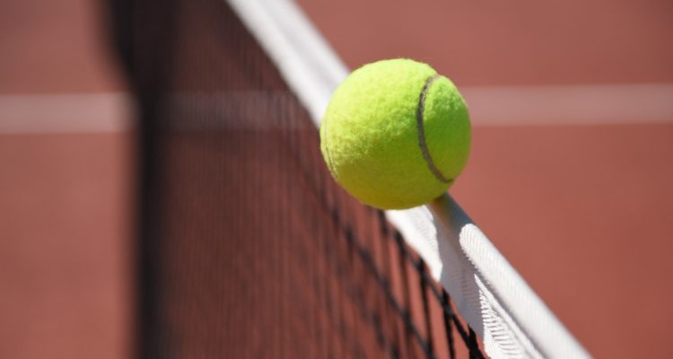 La Fédération Tunisienne de Tennis fait un don de 20 mille dinars