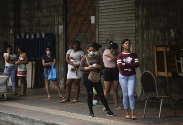 Confinement : au Panama, hommes et femmes ne peuvent pas sortir le même jour