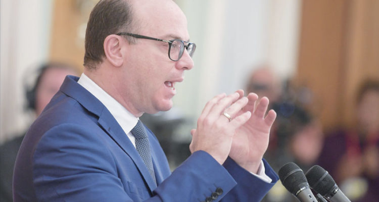 Le chef du gouvernement Elyes Fakhfakh démissionne !