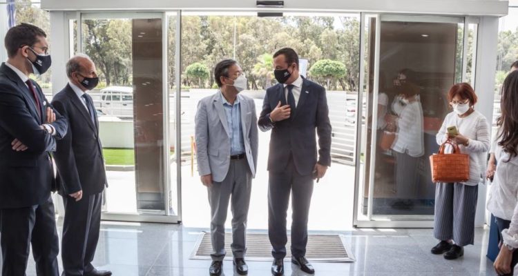 L’ambassadeur coréen félicite Alpha Hyundai Motor pour ses performances