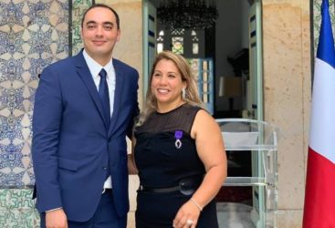 Une Tunisienne décorée des insignes de Chevalier dans l&rsquo;Ordre des Palmes académiques françaises