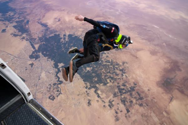 Avec SKYS, Tozeur VIT AU RYTHME DU PARACHUTISME