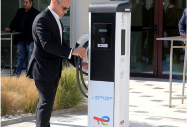 TotalEnergies Marketing Tunisie développe le premier réseau de recharge de véhicules électriques