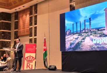 تنشيط السياحة تروج الأردن سياحيا في تونس