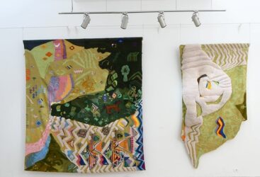 Une œuvre tissée de Safia Farhat à Venise