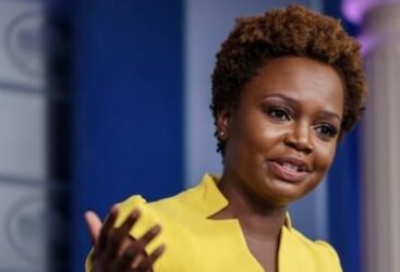 Une femme « Noire » et ouvertement LGBTQ+ devient pour la première fois la voix de la Maison Blanche
