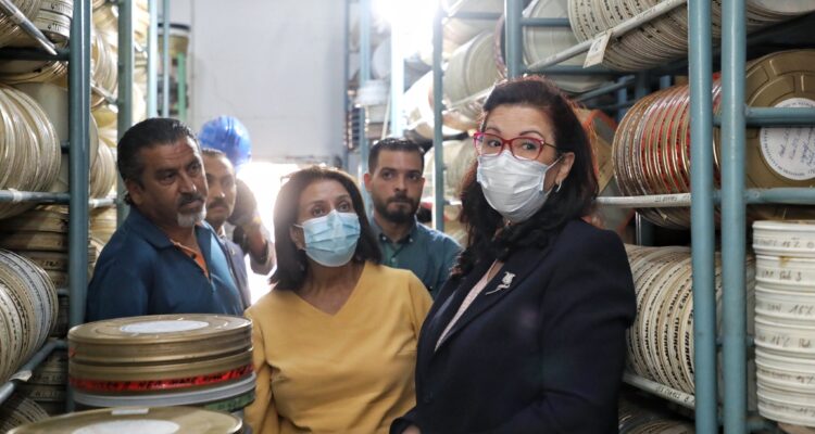 وزيرة الشؤون الثقافية تطلع على تقدّم مشروع حفظ الأرشيف السينمائي