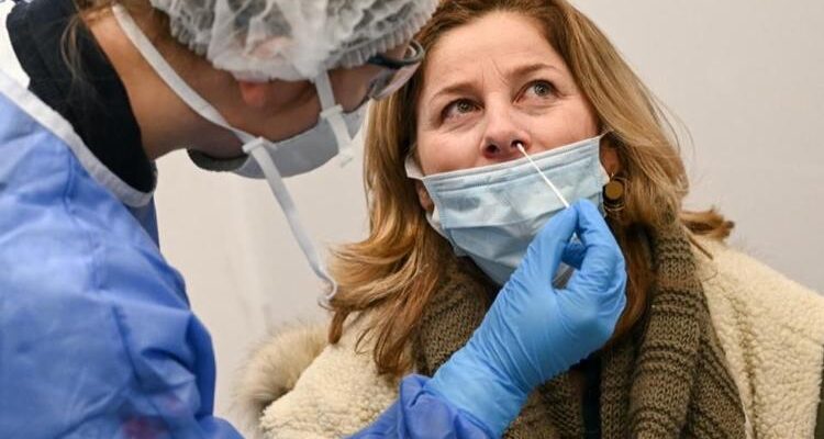 Covid -19 : symptômes des nouveaux variants