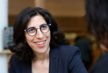 تعيين  امرأة عربية وزيرة للثقافة في فرنسا