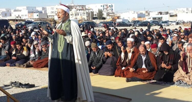 إقامة صلاة الاستسقاء بكافة المساجد اليوم.