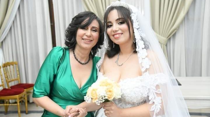 Olfa Youssef célèbre le mariage de sa fille d&rsquo;une manière unique.