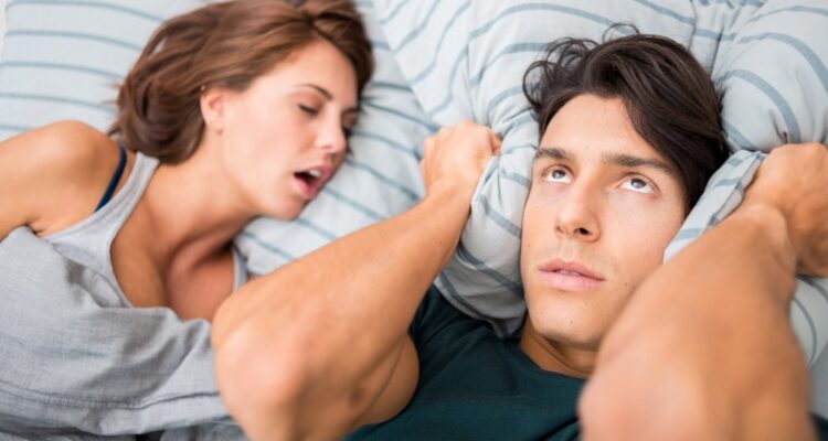 Ronflements: comment y remédier naturellement.