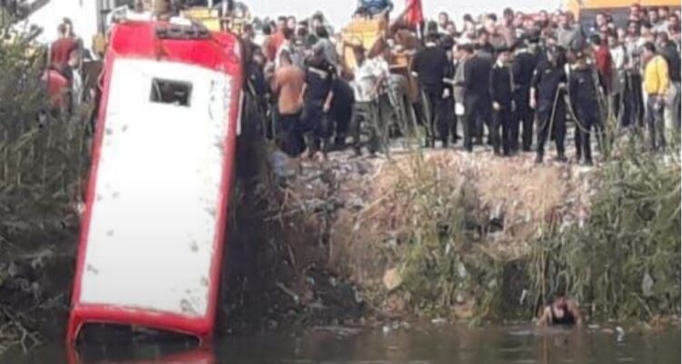Egypte : 19 morts dans un accident de bus.