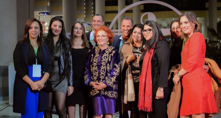 Le 1er marché citoyen et solidaire « Souk El Kahina » organisé par Enda 100 artisans et petits producteurs agricoles et agro-alimentaires réunis pour célébrer notre patrimoine.