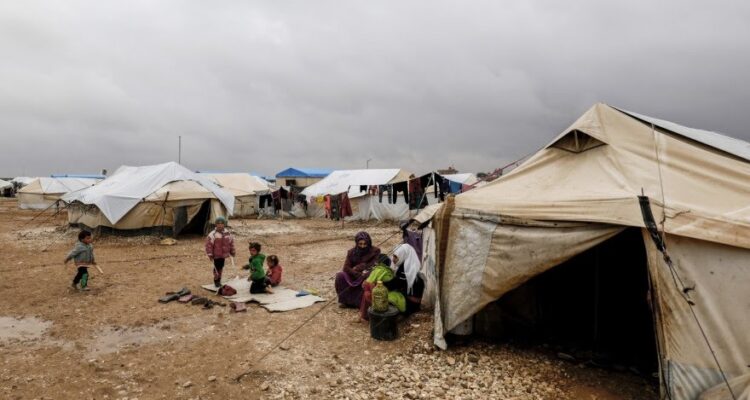 France : rapatriement de 15 femmes et 32 enfants des camps de prisonniers jihadistes.