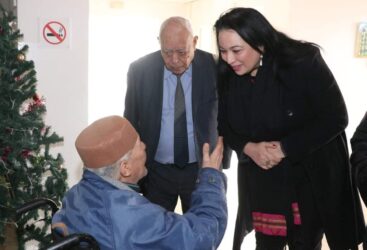 Le ministre de la Famille décide de doubler immédiatement par 3 le nombre d&rsquo;aides-soignants dans les établissements de soins des personnes âgées.