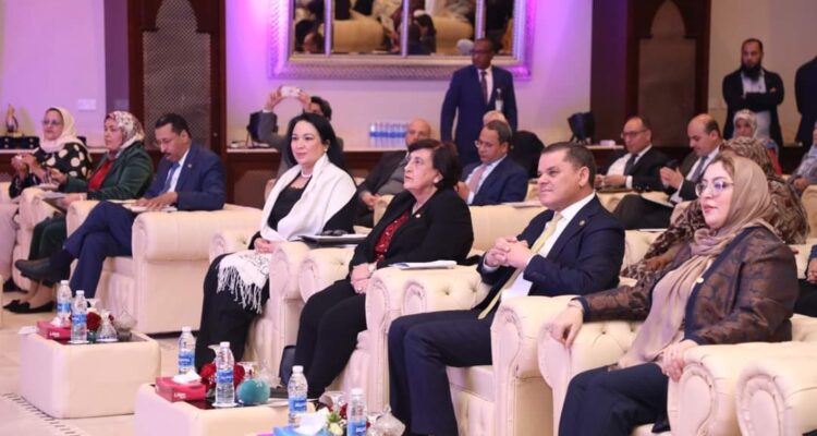 Séance d&rsquo;ouverture de la neuvième conférence de l&rsquo;organisation de la femme arabe: La ministre de la famille et de la femme prononce le discours de la Tunisie.