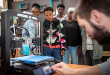 La Fondation Orange Tunisie lance son appel à projets « FabLabs Solidaires » pour l’année 2023.