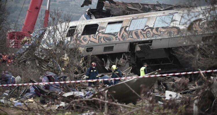 Grèce : 36 morts et 85 blessés après un tragique accident de trains.