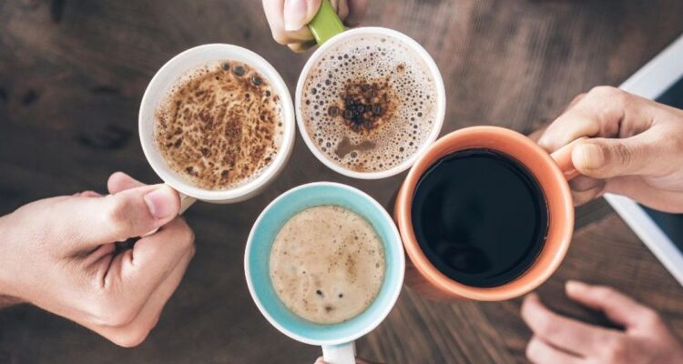 Combien de Cafés faut-il boire par Jour ? Les Conseils d&rsquo;un Médecin pour une Vie Plus Saine.