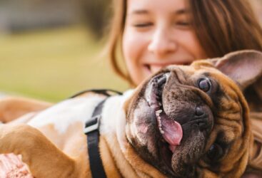Les chiens seraient les meilleurs amis des femmes et non des hommes.