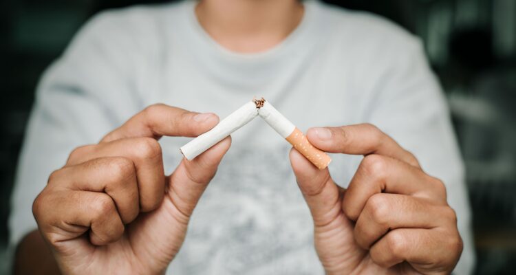 Comment une activité simple peut vous aider à arrêter de fumer : Révélations d&rsquo;une étude innovante.