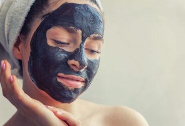 Découvrez les secrets du charbon végétal pour une peau éclatante !