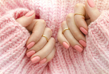 Choisir entre Vernis Gel et Semi-Permanent : Tout ce que Vous Devez Savoir.