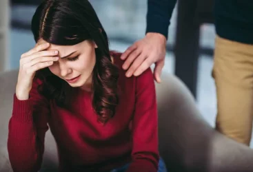 Signes que votre partenaire vous manipule sans que vous le sachiez.