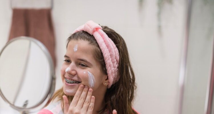 Dove Dénonce la Tendance «Sephora Kids» : Les Soins Anti-Âge Inappropriés pour les Jeunes.