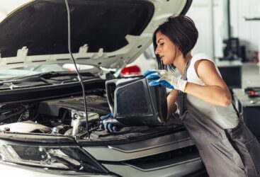 Vers une Plus Grande Mixité Hommes-Femmes dans l&rsquo;Industrie Automobile : Un Long Chemin à Parcourir.