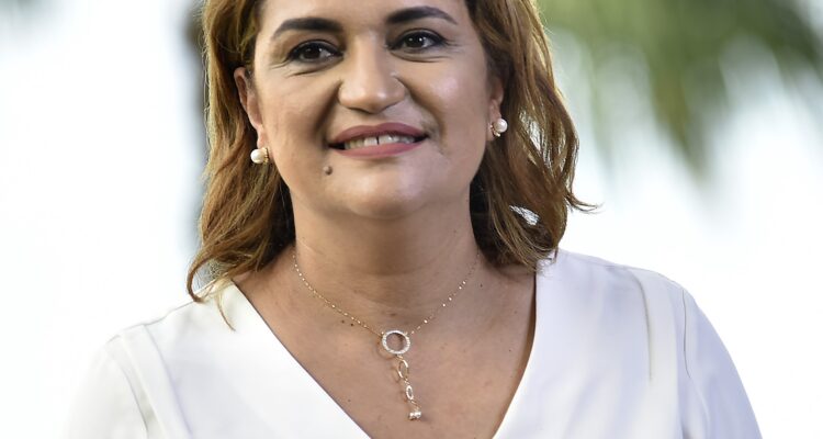 Najla Cherif Hamdi nommée Directeur Général Pharma de Sanofi Maroc, Tunisie, Libye.