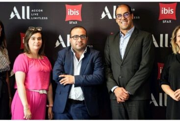 IBIS SFAX signe un partenariat stratégique avec HANDISUCCESS pour l&rsquo;inclusion des personnes en situation de handicap.