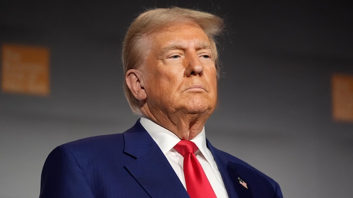 Nouvelle tentative d&rsquo;assassinat contre Donald Trump : le FBI ouvre une enquête et des questions sur la sécurité émergent.