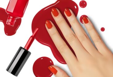 Adoptez la tendance « Apple Cider » pour une manucure chic cet automne.
