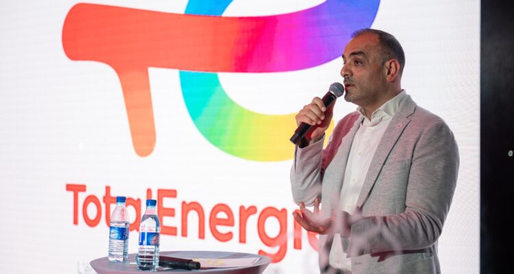 « Les idées ont besoin d’énergie pour grandir ! »:TotalEnergies Marketing Tunisie annonce les noms de ses 3 lauréats locaux dans le cadre de la 4e édition du Challenge Startupper de l’Année par TotalEnergies.