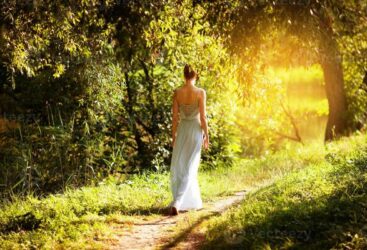 Marcher en plein air : une thérapie simple et puissante pour la santé mentale