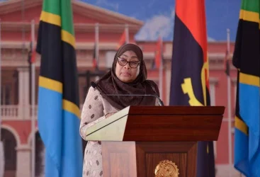 Élue « tyran de l’année 2025 » : qui est Samia Suluhu Hassan, la présidente tanzanienne qui devance Trump et Poutine ?