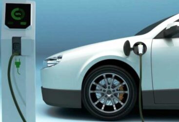 Transition énergétique : lancement officiel du programme national de véhicules électriques dans le secteur public