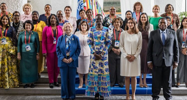 L’Asymétrie du Pouvoir : le décalage persistant entre influence féminine et décisions régaliennes