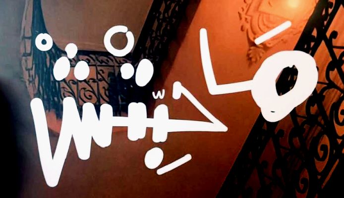 « حبيب اللبّان » لخالد هويسة: حين تصبح الدارجة اعترافاً والمسرح سيرةً