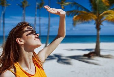 L&rsquo;été du « Skin-Streaming » : Pourquoi moins de produits sauveront votre barrière cutanée sous le soleil de Tunis