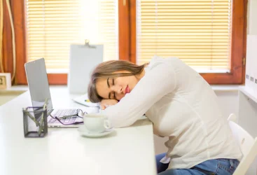 Épuisement Chronique : Pourquoi Votre Fatigue n&rsquo;a (Peu T-elle) Rien à Voir avec Votre Sommeil ?